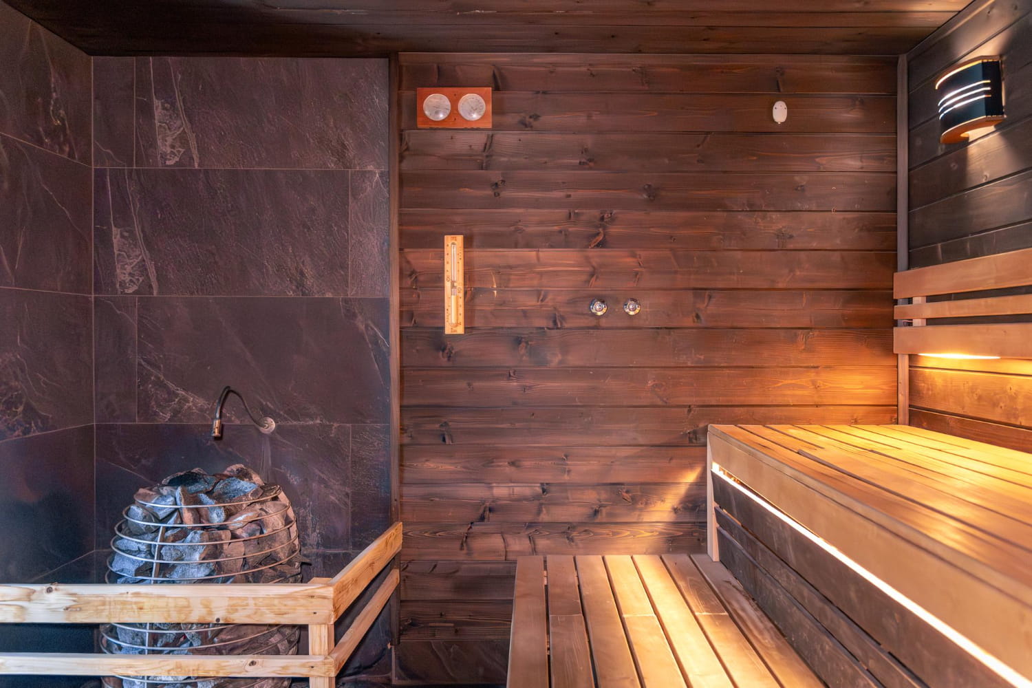 Does Sitting in a Sauna Burn Calories? The Truth Revealed