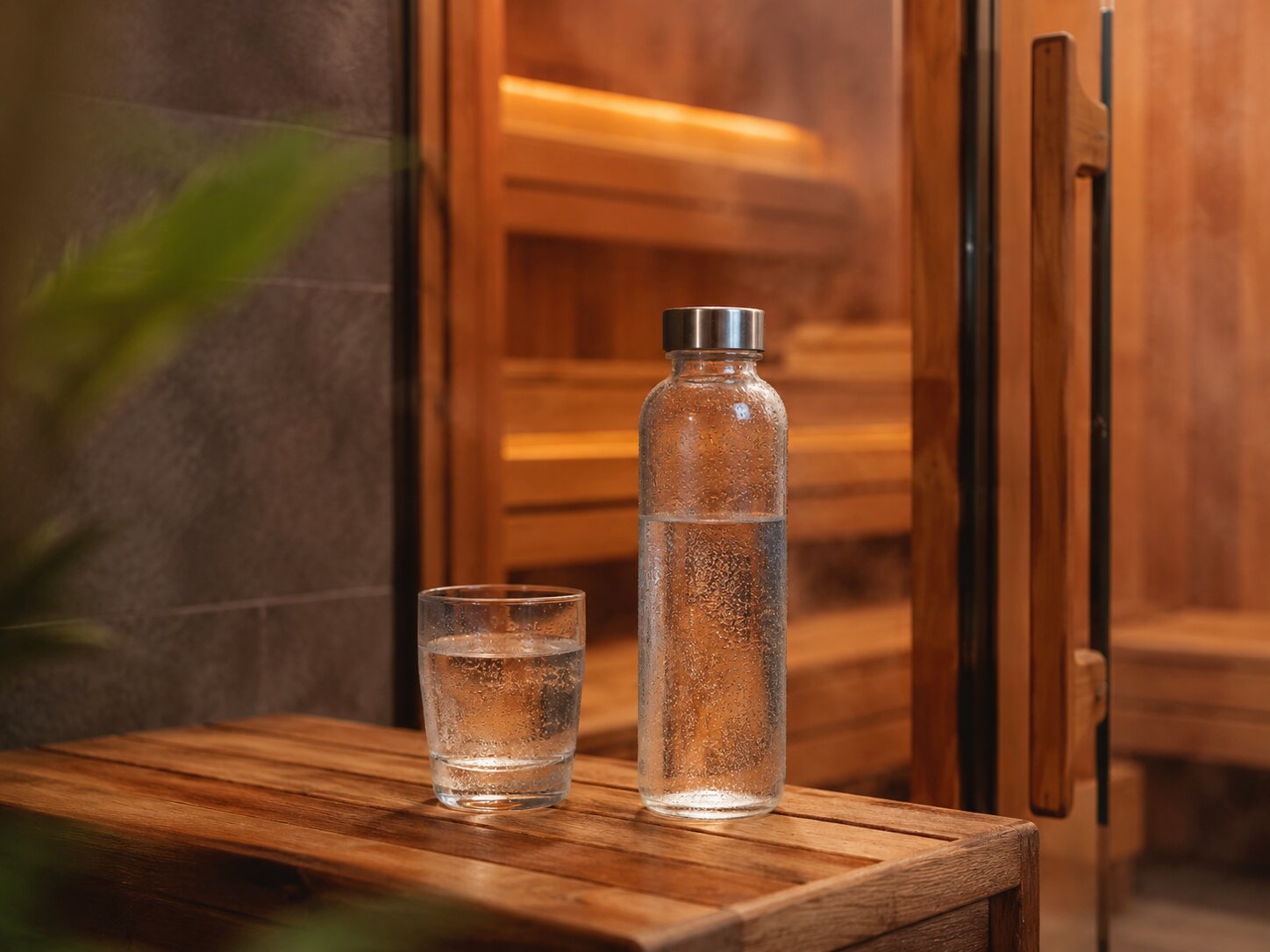 Sauna Hydration: What to Drink Before and After a Session