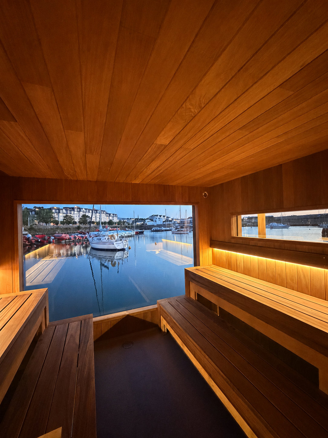Dun Laoghaire Floating Sauna